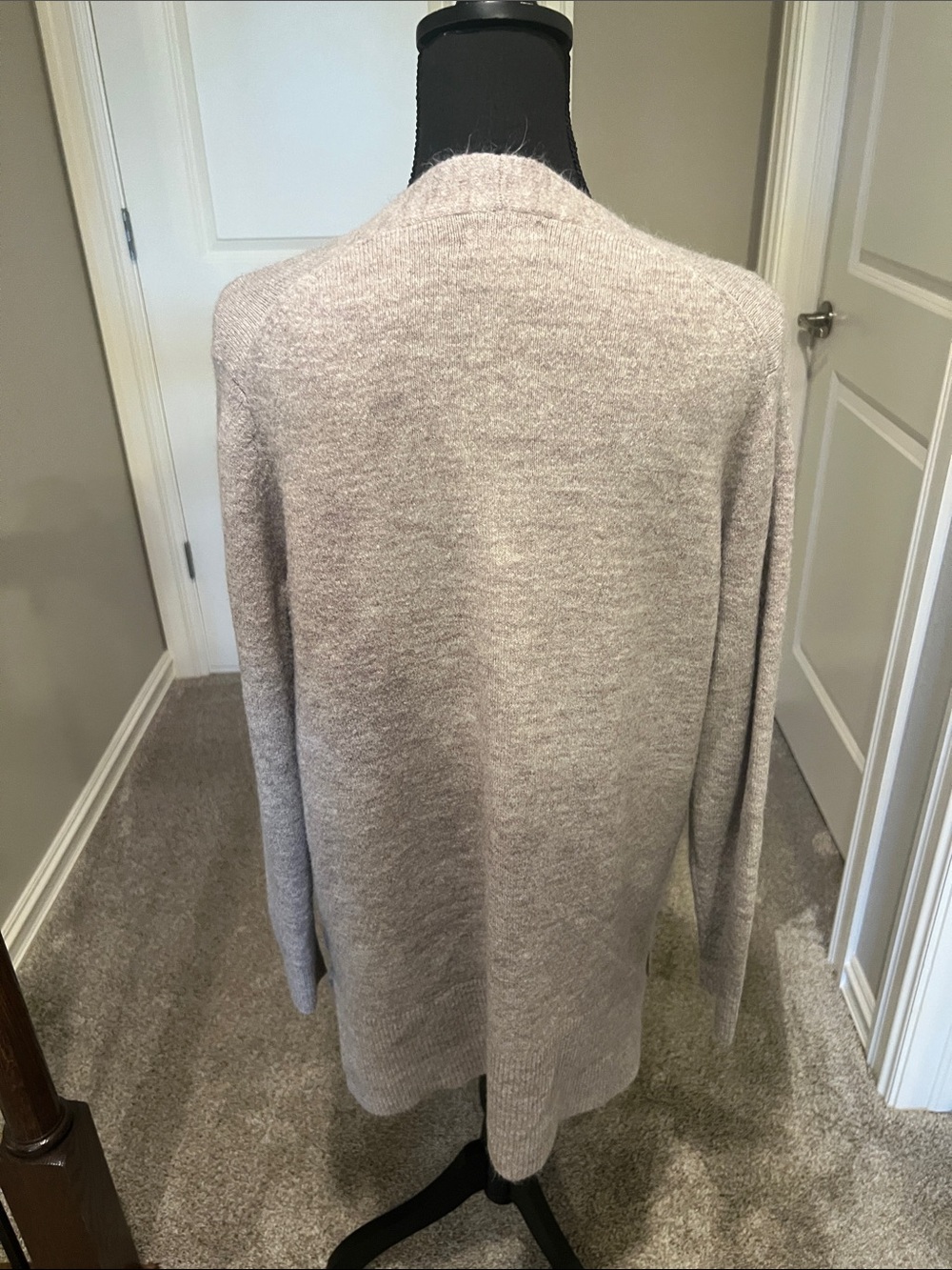 Old Navy Heather Light Gray Button-Front Knit Cardigan - Picture 7 of 9